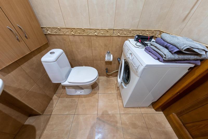 Apartment Near Lva Tolstoho Square Kijev Kültér fotó