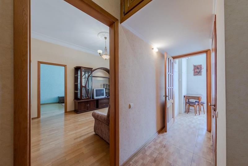 Apartment Near Lva Tolstoho Square Kijev Kültér fotó